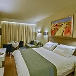 Swell Boutique Hotel Rétino