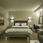 Swell Boutique 4* Rétino