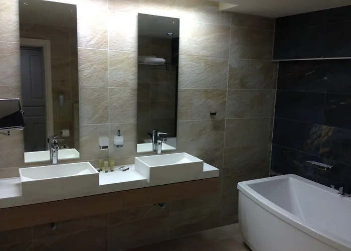 Готель Swell Boutique 4*