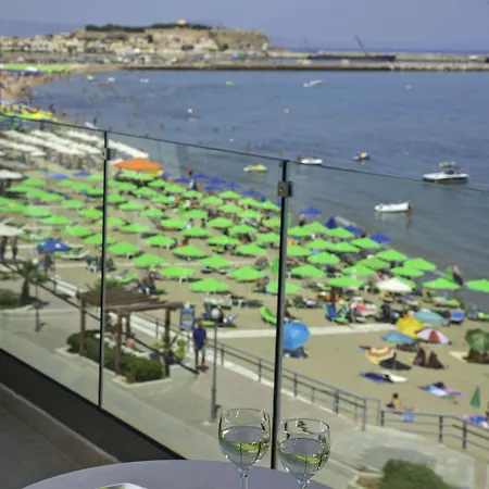 Hotel Swell Boutique 4*