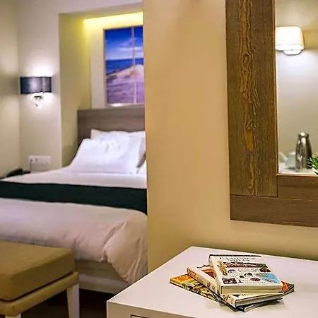 Swell Boutique Hotel