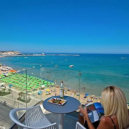 Swell Boutique Hotel 4*