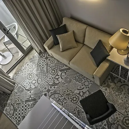 Swell Boutique Hotel 4*