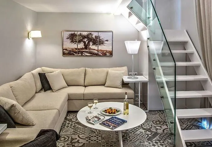 Hotel Swell Boutique 4*