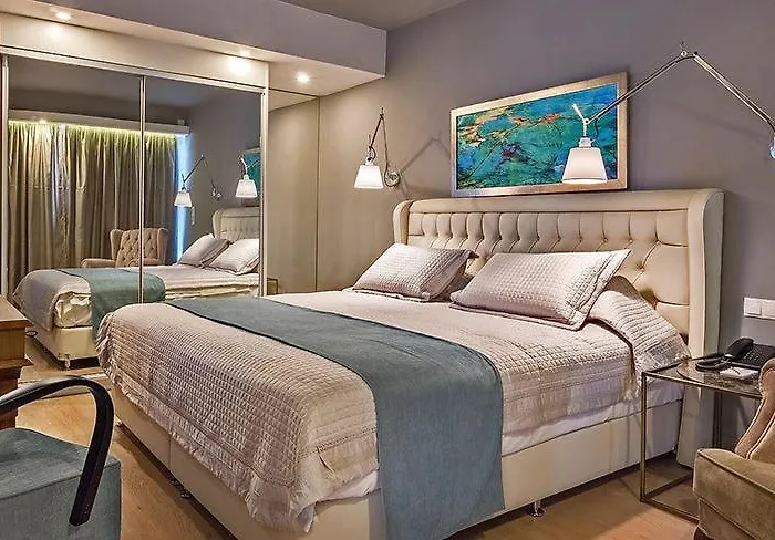 Swell Boutique Hotel