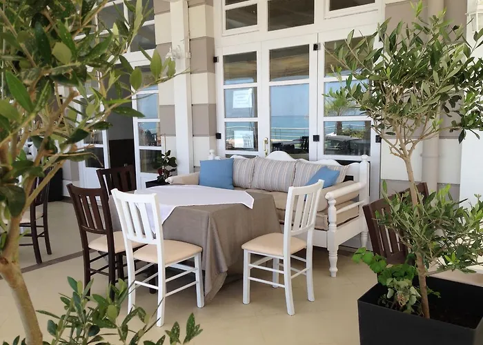 Hotel Swell Boutique 4*