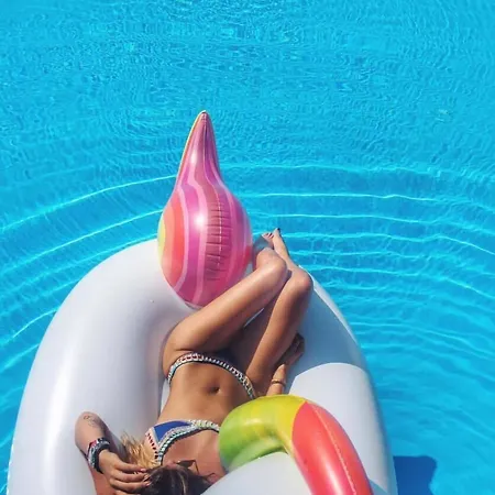 Swell Boutique Hotell