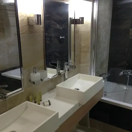 Swell Boutique Hotell