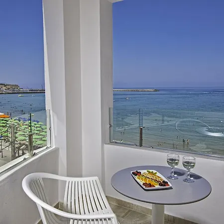 Swell Boutique Hotell